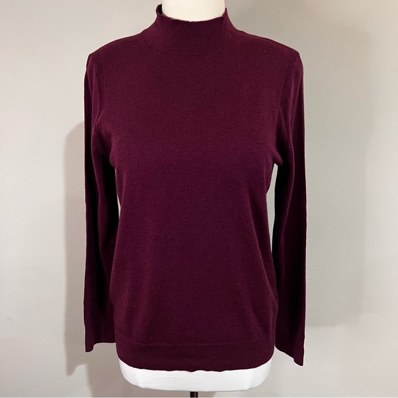 Banana Republic Factory Sweaters - NWT Banana Republic Factory Burgundy Mock Neck Sweater Women’s Size L